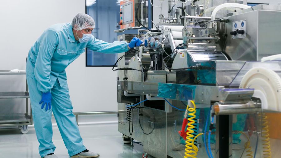 Third-Party Manufacturing Process of Vitamin E Capsule